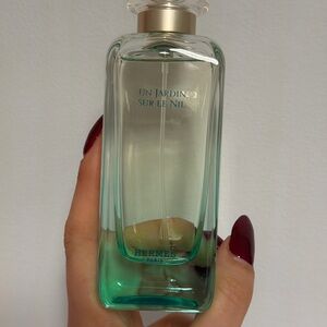Hermes Un Jardin Sur Le Nil Perfume Bottle - Green and Gold